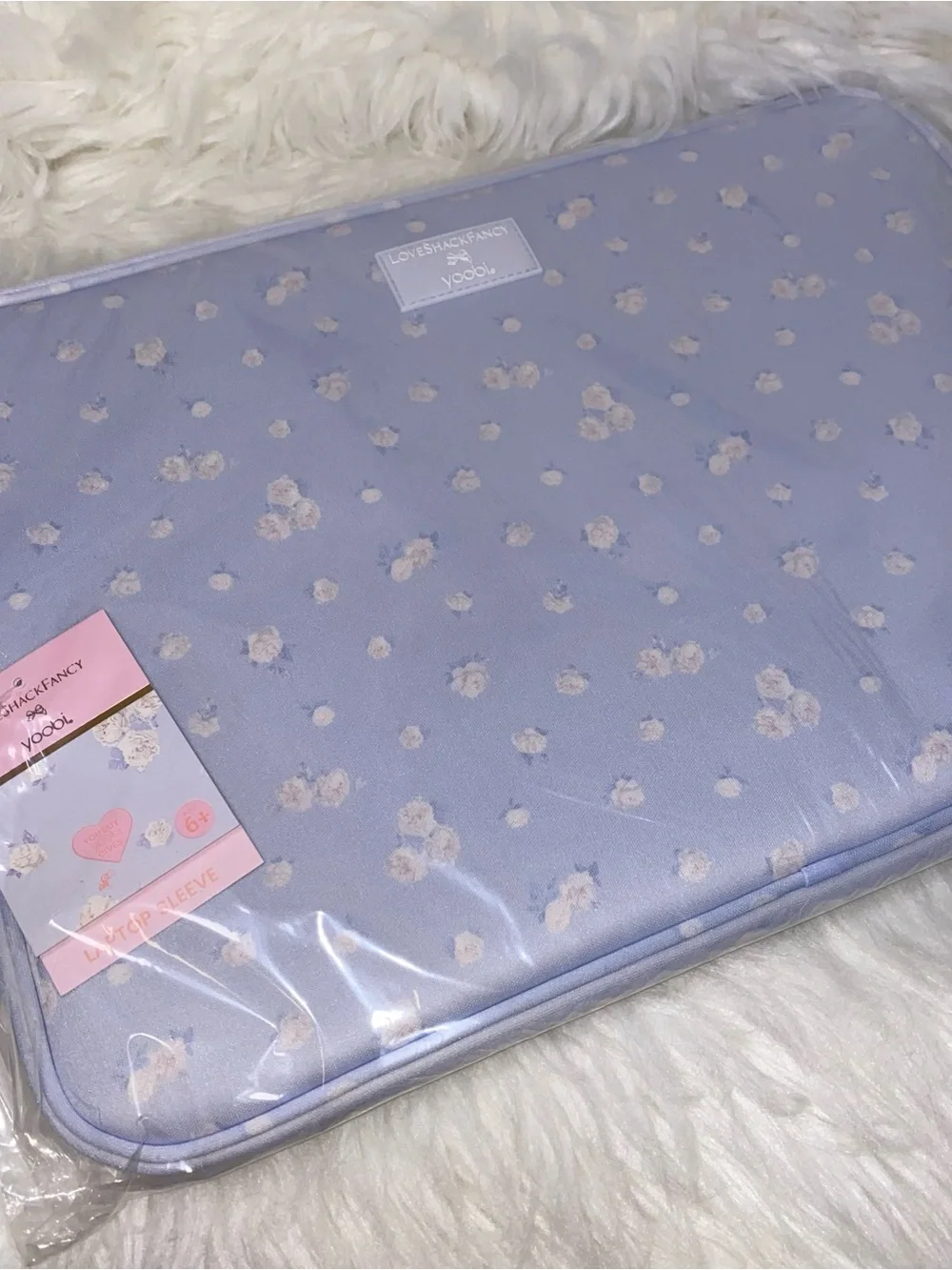 LoveShackFancy x Target - Yoobi Everblooming Rosettes Ditsy Laptop Sleeve